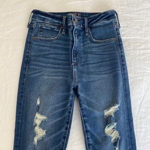 Abercrombie Simone High Rise Super Skinny jeans